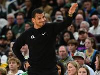 开云体育亚洲官网-爵士客场大胜快船凯尔特人灰熊激烈比赛渲染彩虹城市的简单介绍