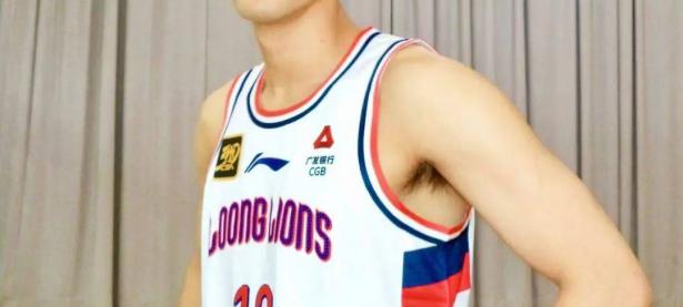 开云体育网页版-包含郭艾伦再次力挺辽篮，带领球队逆袭！的词条