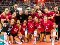 开云体育官网-加拿大女子排球队连胜，晋级四强