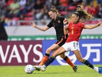 开云体育app-西班牙女足殊荣频出，女足世界杯风光无限的简单介绍