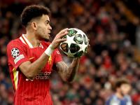 开云体育入口-包含巴黎圣日耳曼遭遇波折，未能顺利晋级，实力亮点不足的词条