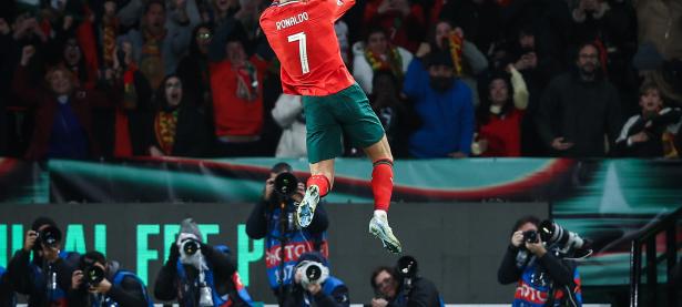 开云体育在线-欧国联比赛精彩瞬间：进球瞬间再现，胜者霸气夺冠的简单介绍