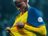 开云体育入口-关于足球明星表现抢眼，引来球迷关注的信息