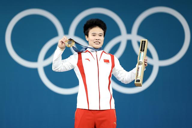 西班牙跳水队强势登顶,夺得冠军 西班牙跳水队强势登顶,夺得冠军