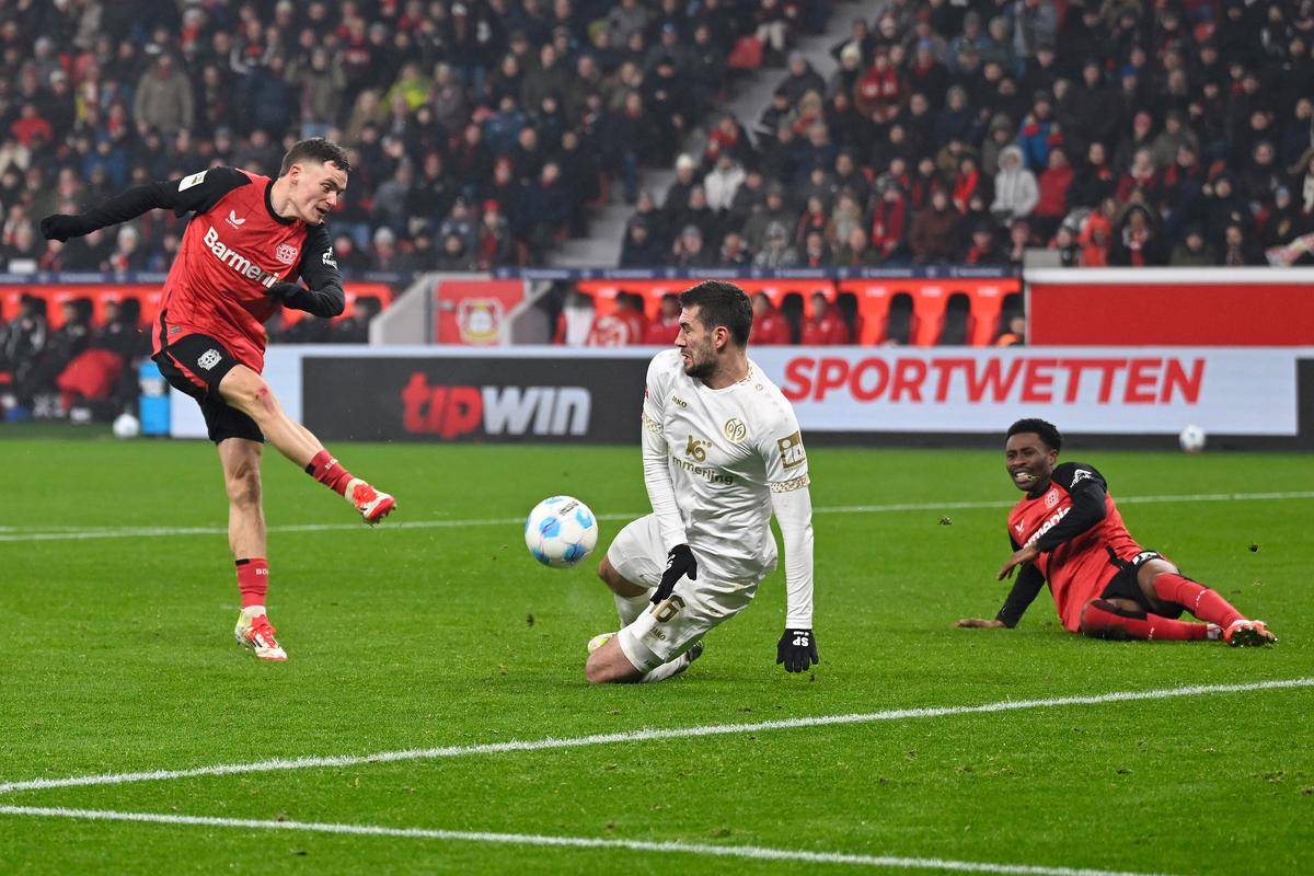 美因茨队即将在主场迎战勒沃库森队 美因茨队即将在主场迎战勒沃库森队