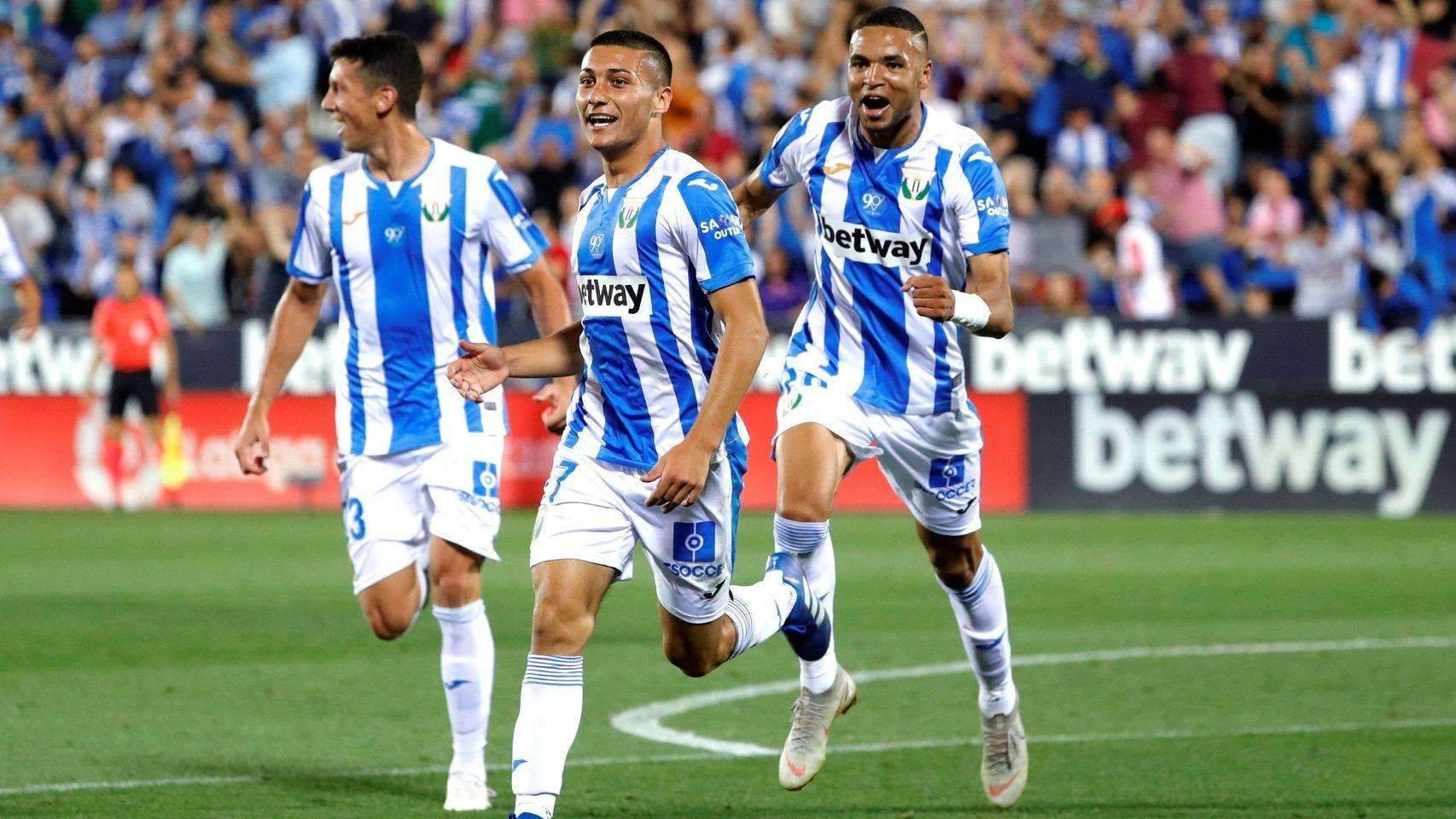 包含瓦伦西亚主场对阵巴拉多利德，主场优势如何？的词条