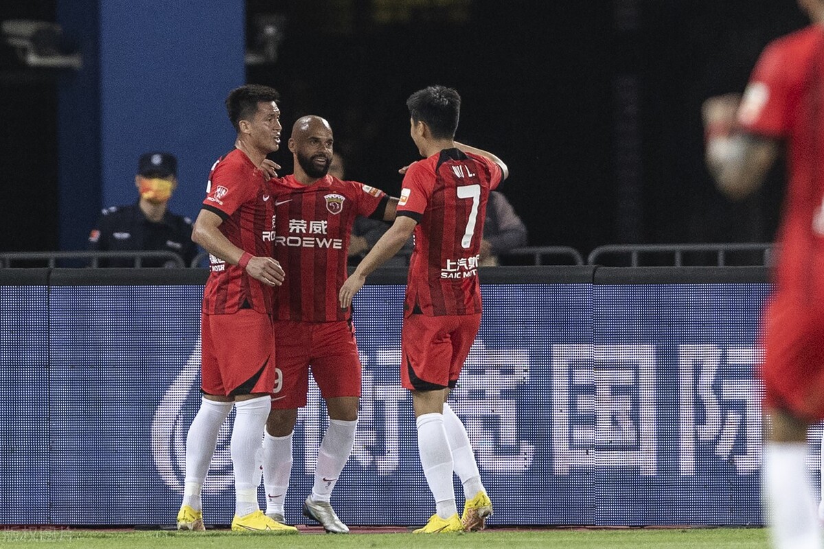 关于卫冕冠军再度击败强敌,展现强大实力的信息 关于卫冕冠军再度击败强敌,展现强大实力的信息