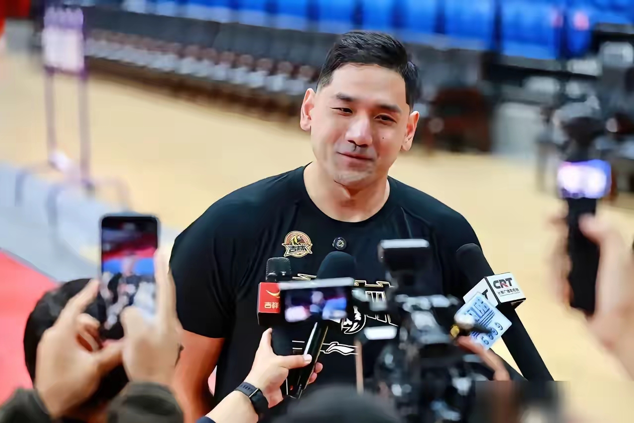 中国男篮主教练看好新一批球员 中国男篮主教练看好新一批球员