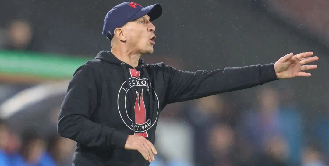 沙尔克球员发挥出色,击败对手 沙尔克球员发挥出色,击败对手