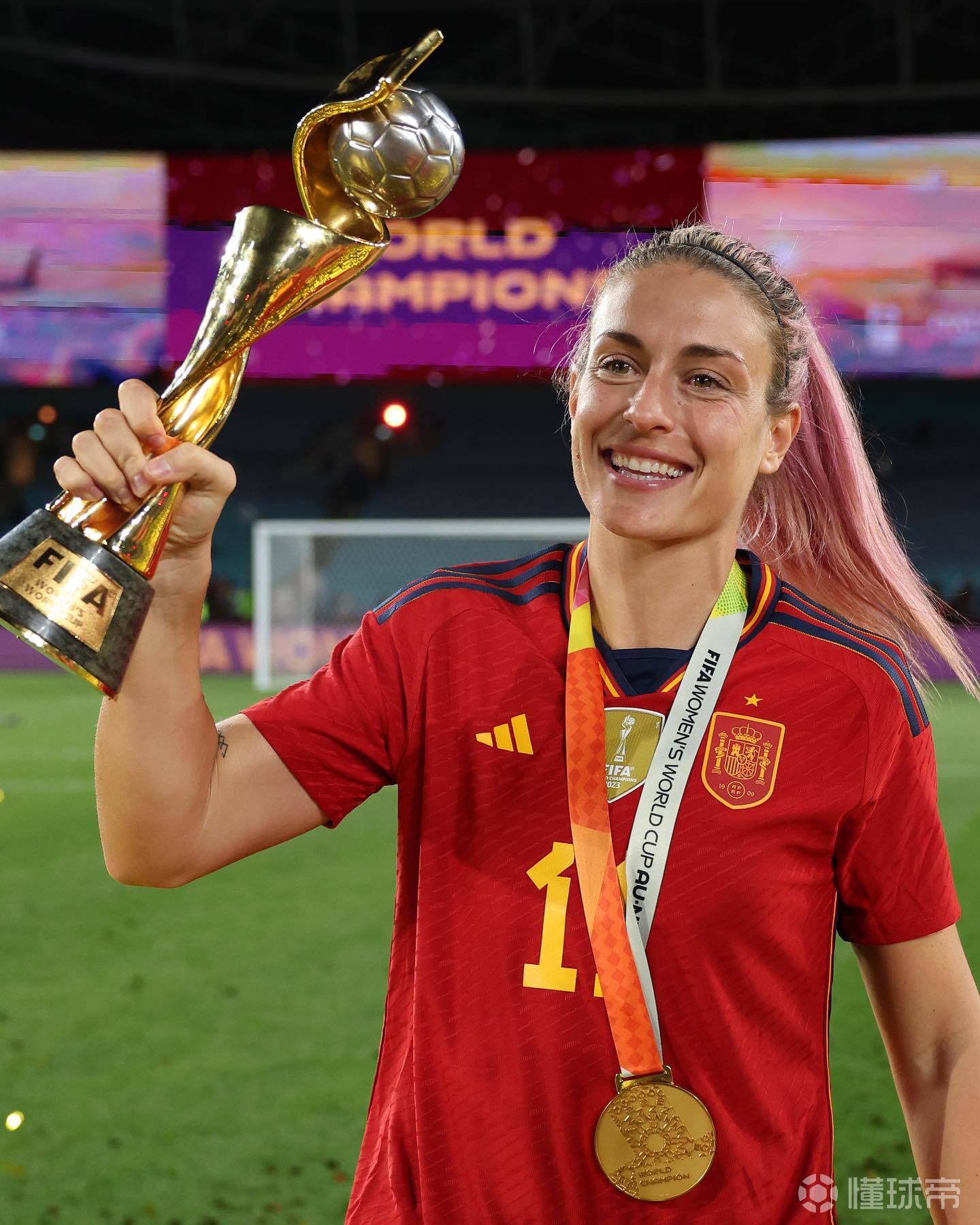 西班牙女足殊荣频出,女足世界杯风光无限的简单介绍 西班牙女足殊荣频出,女足世界杯风光无限的简单介绍