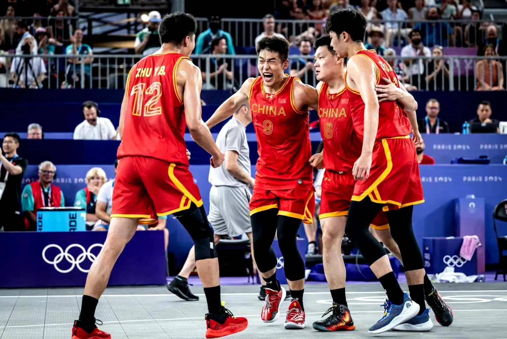 关于美国篮球巨星成奥运会风尚,中国篮球新生代备战迎战的信息 关于美国篮球巨星成奥运会风尚,中国篮球新生代备战迎战的信息