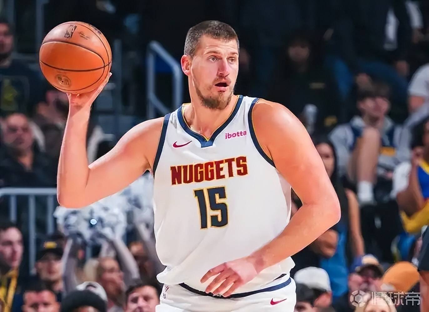 掘金击败雄鹿,约克奇高效得分 掘金击败雄鹿,约克奇高效得分