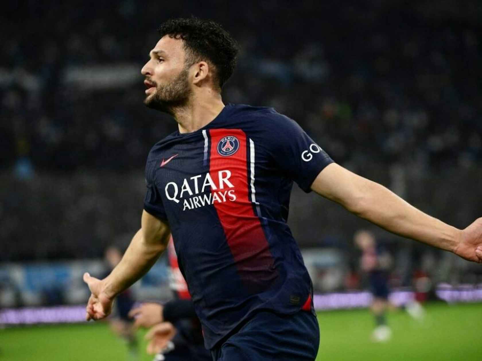 巴黎圣日耳曼客场击败梅斯继续领跑 巴黎圣日耳曼客场击败梅斯继续领跑