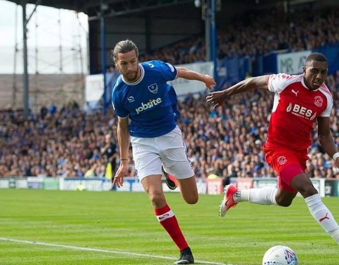 包含沙尔克客场艰难战平汉堡,保级形势严峻的词条 包含沙尔克客场艰难战平汉堡,保级形势严峻的词条