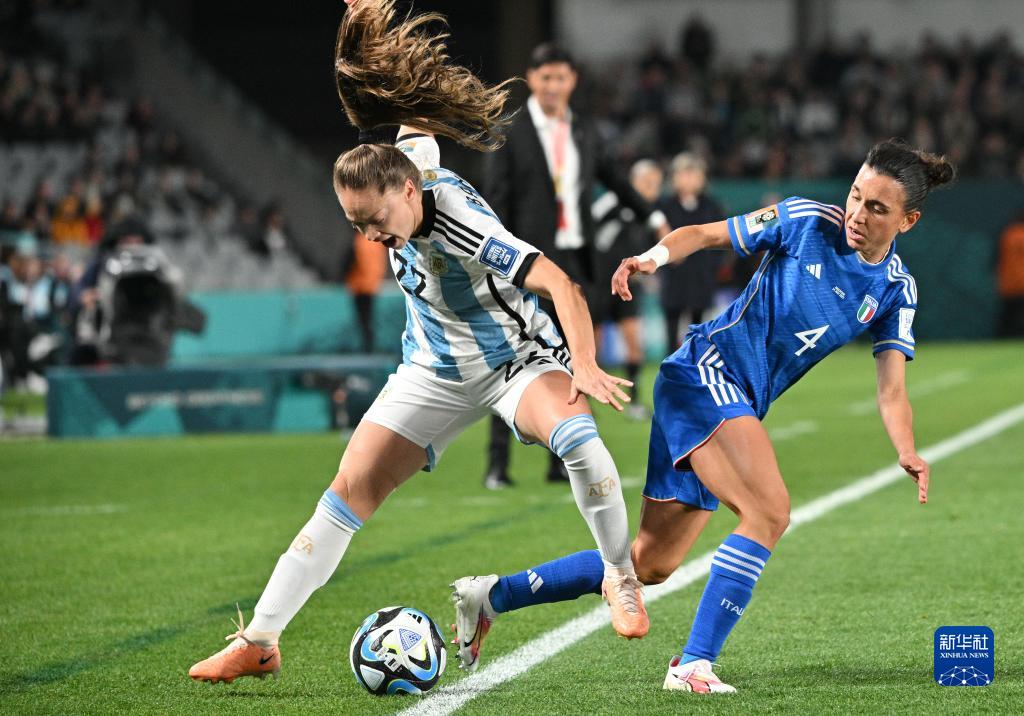 包含布基纳法索女足队备战国际杯的词条 包含布基纳法索女足队备战国际杯的词条