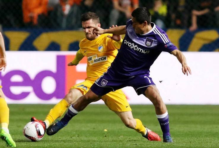 包含布鲁日客场战平安德莱赫特,比利时联赛榜首动摇的词条 包含布鲁日客场战平安德莱赫特,比利时联赛榜首动摇的词条