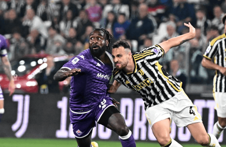 意甲比赛中球员之间的友谊和团结备受关注 意甲比赛中球员之间的友谊和团结备受关注