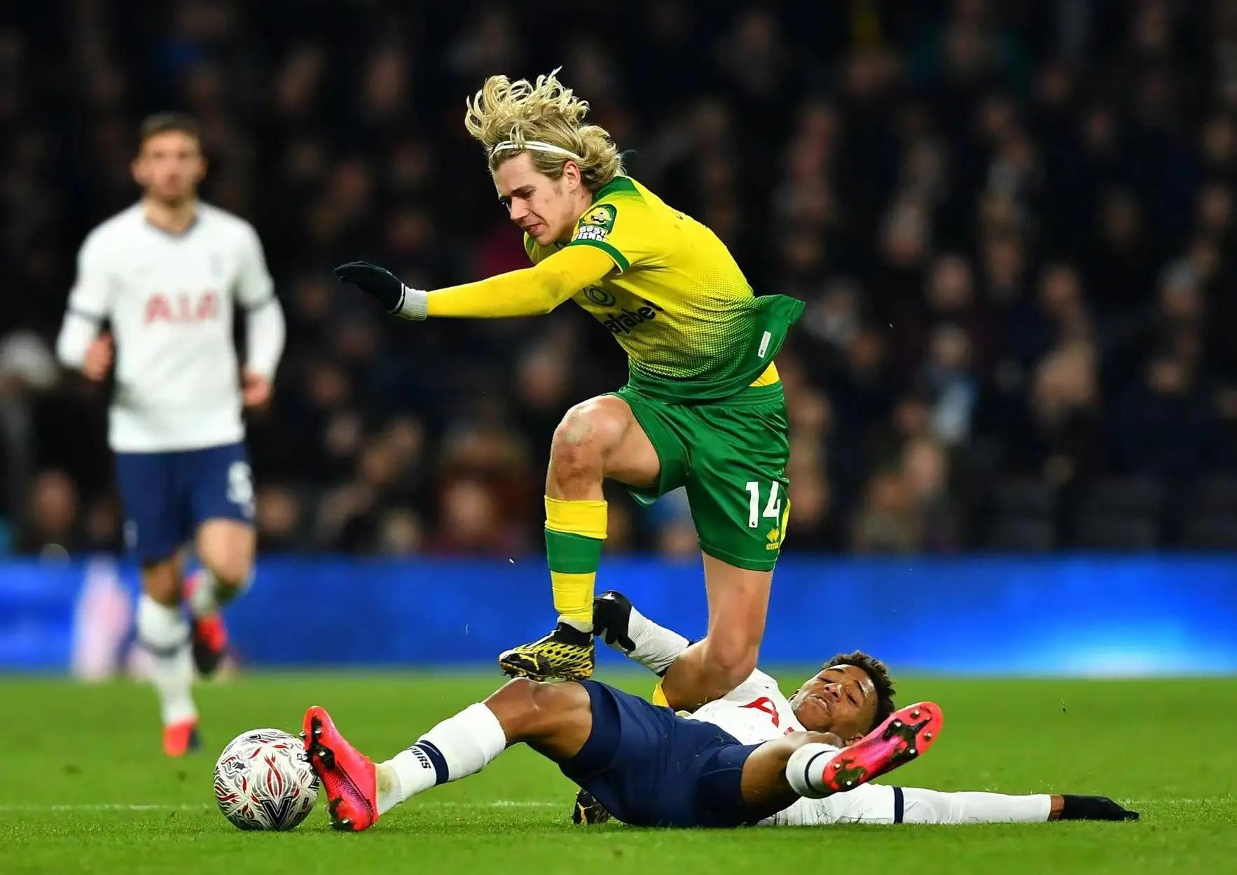 利兹联客场战平，保持不败纪录的简单介绍