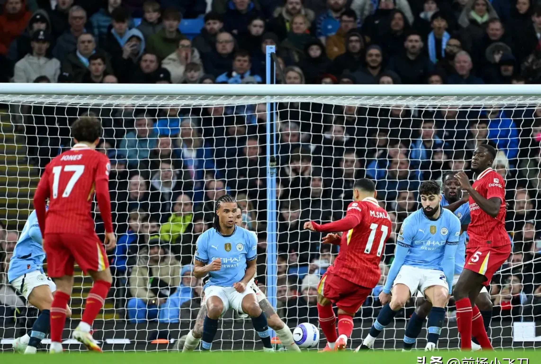 曼城客场惨遭逆转,错失三分 曼城客场惨遭逆转,错失三分