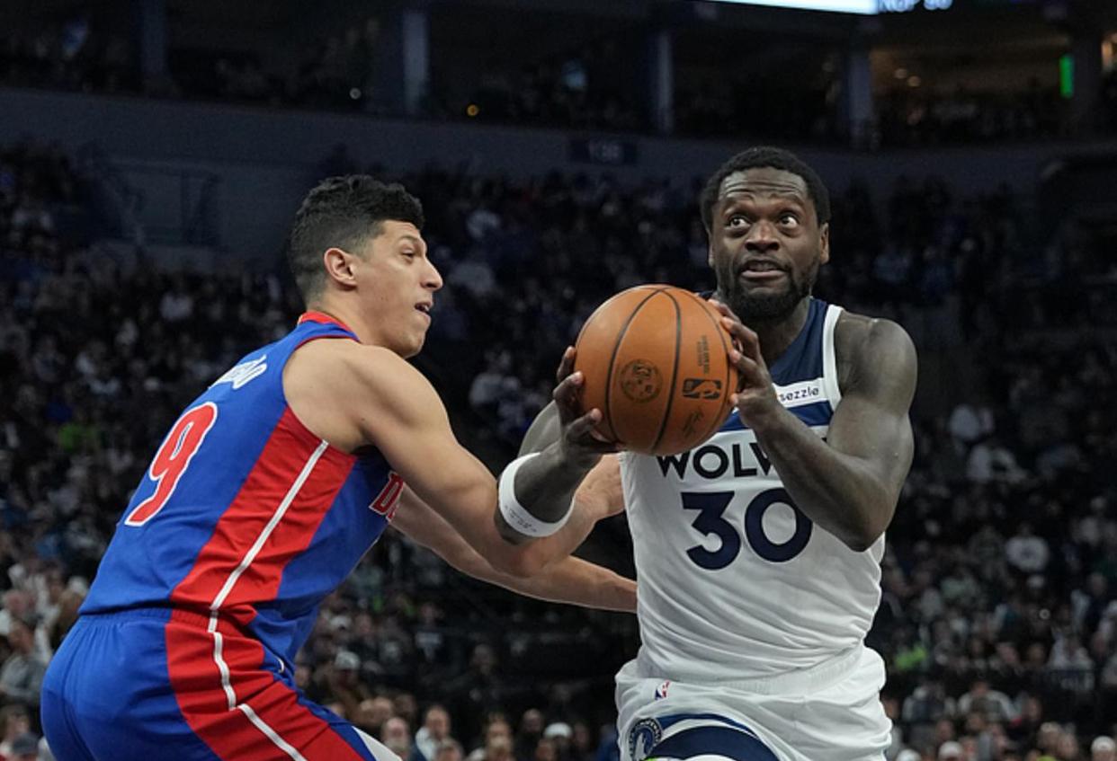 爵士双核联手发威,击败骑士止住连败的简单介绍 爵士双核联手发威,击败骑士止住连败的简单介绍